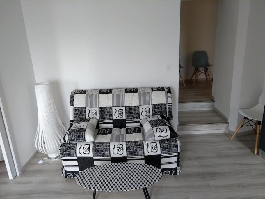 Charmant Appartement T2 Neuf ,Calme Tout Confort. Cases-de-Pene Exterior foto